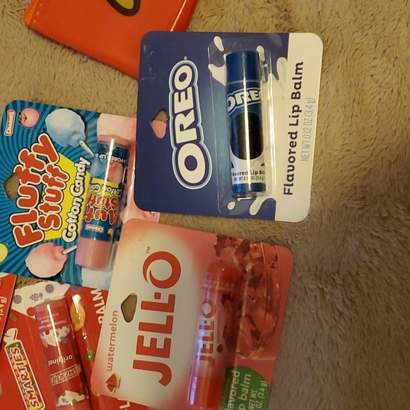 Candy Cookie Lip Balm Bundle with Reese's Pouch NWT - Picture 3 of 4